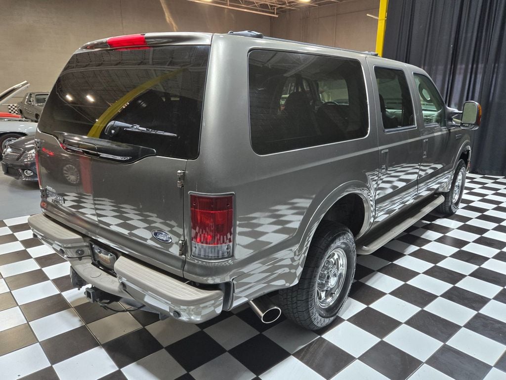 2005 Ford Excursion 137" WB 6.0L Limited 4WD - 22991761 - 57