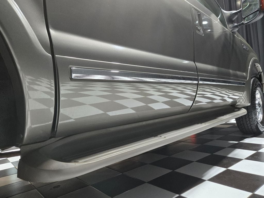 2005 Ford Excursion 137" WB 6.0L Limited 4WD - 22991761 - 63