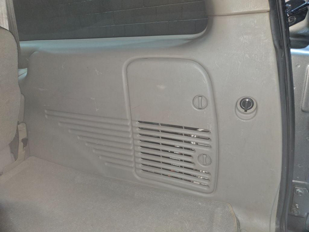 2005 Ford Excursion 137" WB 6.0L Limited 4WD - 22991761 - 85