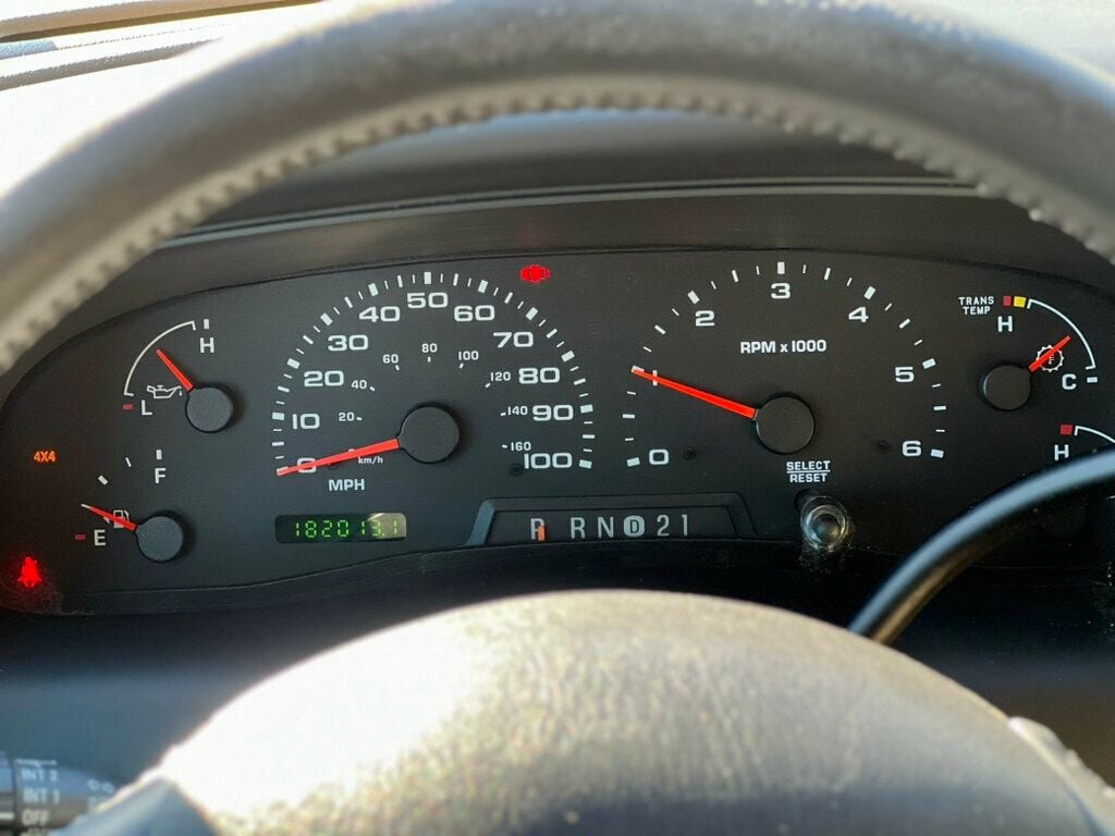 2005 Ford Excursion 137" WB 6.8L Limited 4WD - 22961186 - 19