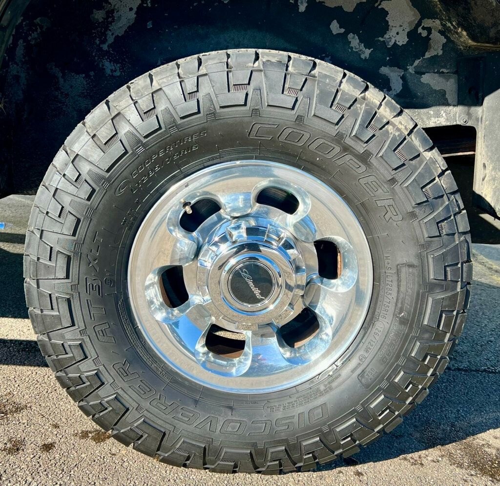 2005 Ford Excursion 137" WB 6.8L Limited 4WD - 22961186 - 25