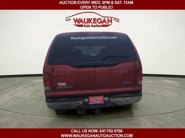 2005 Ford Excursion 137" WB 6.8L XLT 4WD - 22994638 - 4