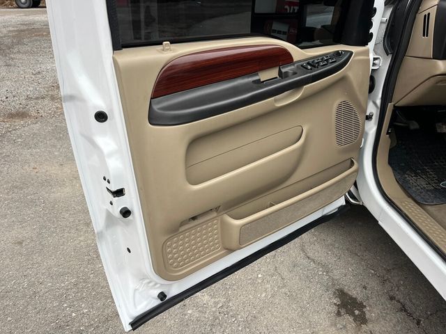2005 Ford Excursion Eddie Bauer Powerstroke Turbo Diesel 4x4 - 22949196 - 14