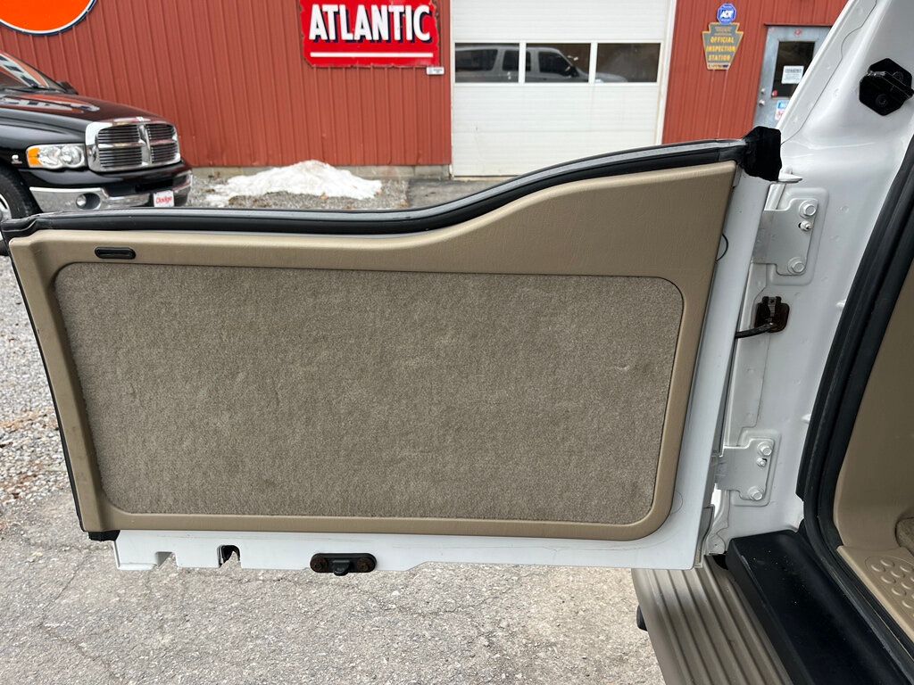 2005 Ford Excursion Eddie Bauer Powerstroke Turbo Diesel 4x4 - 22949196 - 34