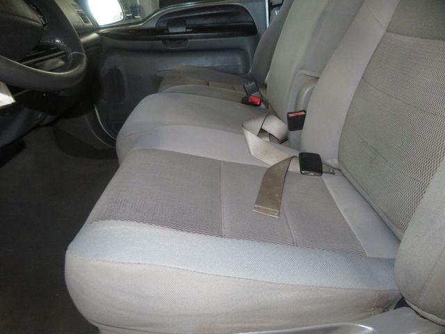 2005 Ford Excursion EXTRA CLEAN 4X4 EXCURSION LOW MILES ONLY 125K THIRD ROW SEATING  - 22951509 - 19