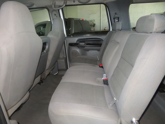 2005 Ford Excursion EXTRA CLEAN 4X4 EXCURSION LOW MILES ONLY 125K THIRD ROW SEATING  - 22951509 - 22