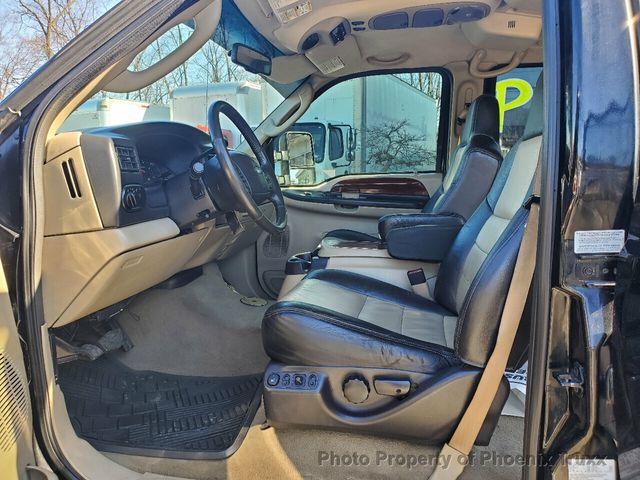 2005 Ford Excursion Lariat Eddie Bauer 4dr 4wd Crew Cab SUV 137'' wb - 21808968 - 15