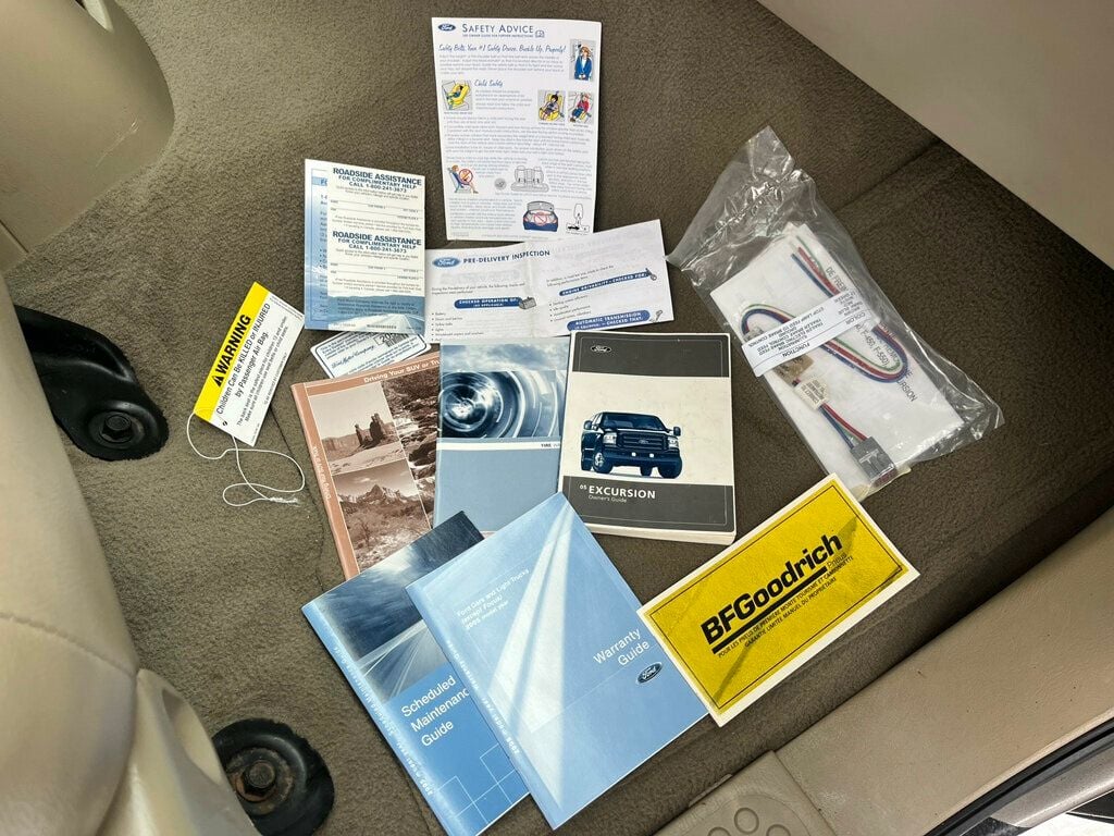 2005 Ford Excursion Limited V10 4x4 1-Owner - 22969113 - 22