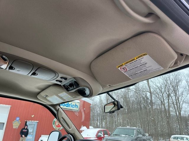 2005 Ford Excursion Limited V10 4x4 1-Owner - 22969113 - 23