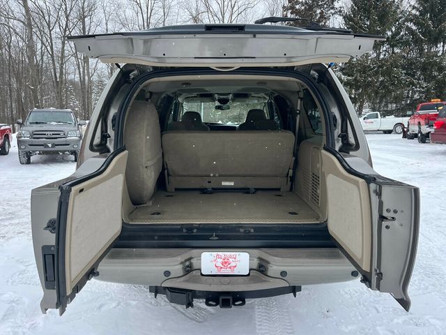 2005 Ford Excursion Limited V10 4x4 1-Owner - 22969113 - 28