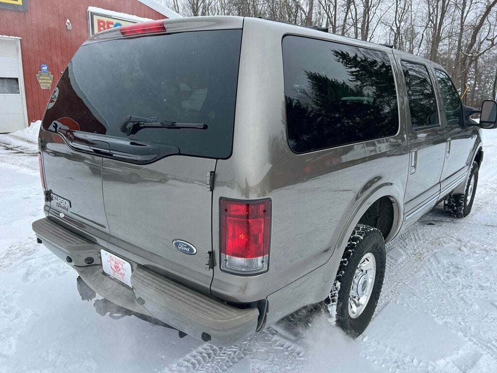2005 Ford Excursion Limited V10 4x4 1-Owner - 22969113 - 2