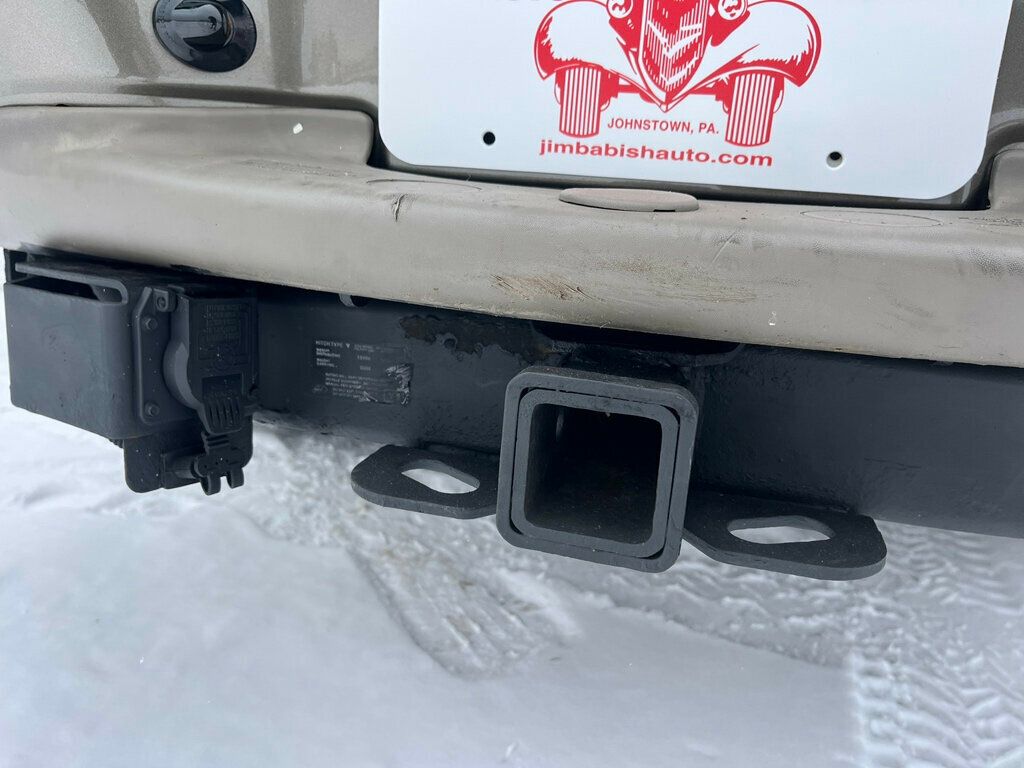 2005 Ford Excursion Limited V10 4x4 1-Owner - 22969113 - 29