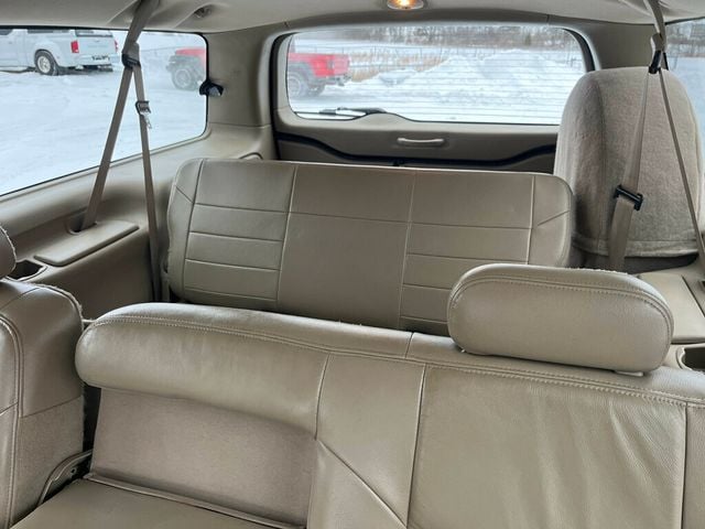 2005 Ford Excursion Limited V10 4x4 1-Owner - 22969113 - 47