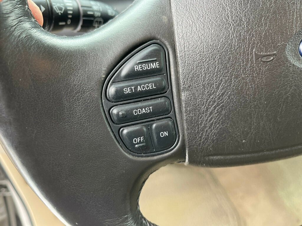 2005 Ford Excursion Limited V10 4x4 1-Owner - 22969113 - 48