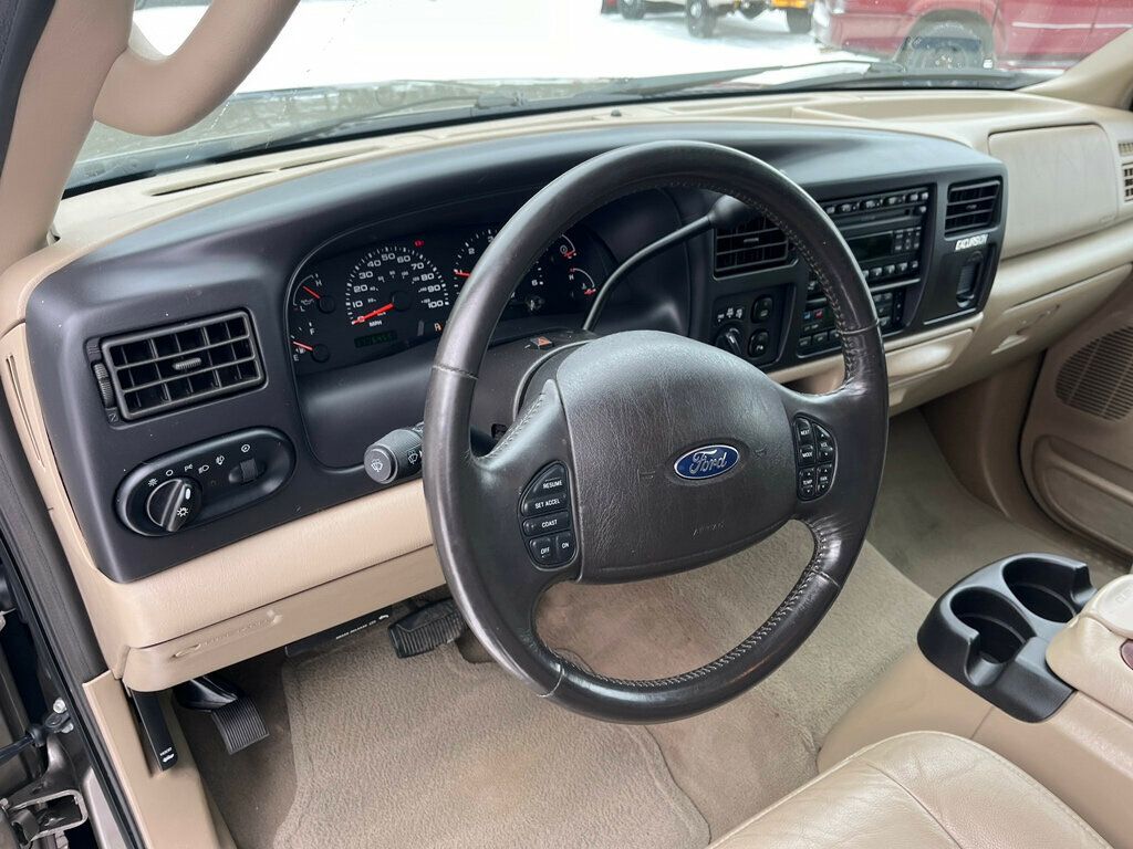 2005 Ford Excursion Limited V10 4x4 1-Owner - 22969113 - 61