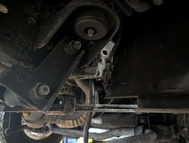 2005 Ford Excursion Limited V10 4x4 1-Owner - 22969113 - 67