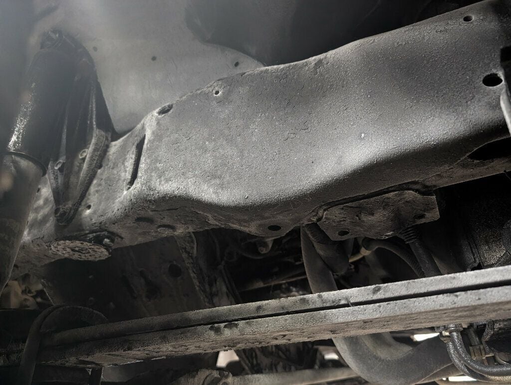 2005 Ford Excursion Limited V10 4x4 1-Owner - 22969113 - 69