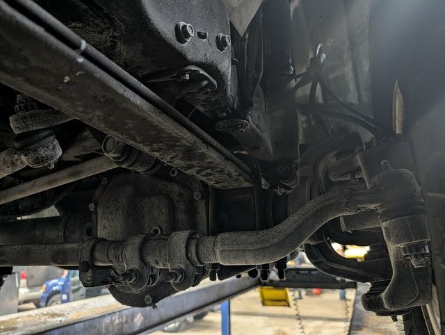 2005 Ford Excursion Limited V10 4x4 1-Owner - 22969113 - 71