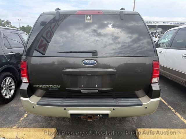 2005 Ford Expedition 5.4L Eddie Bauer 4WD - 23075035 - 4