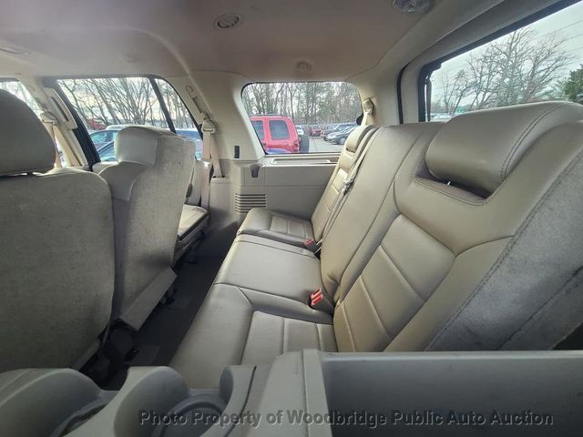 2005 Ford Expedition 5.4L XLT 4WD - 22733876 - 8