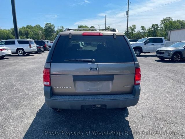 2005 Ford Explorer 4dr 114" WB 4.0L XLS - 23047469 - 2
