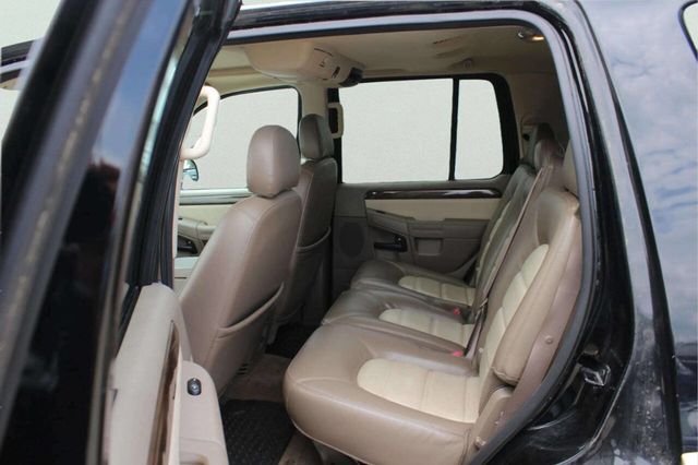 2005 Ford Explorer 4dr 114" WB 4.6L Eddie Bauer 4WD - 23030323 - 6