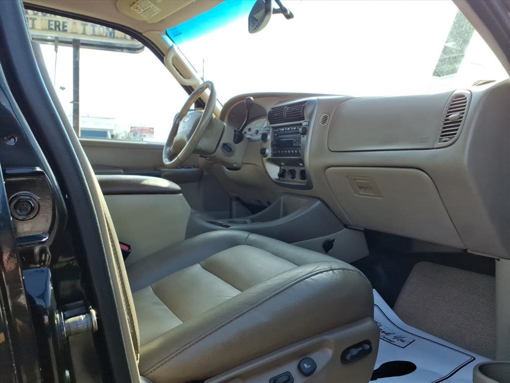 2005 Ford EXPLORER SPORT  - 22952288 - 18