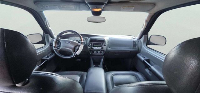 2005 Ford Explorer Sport Trac 4dr 126" WB 4WD XLT - 22996721 - 7