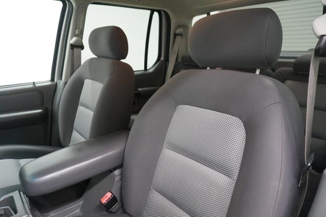 2005 Ford Explorer Sport Trac 4dr 126" WB Adrenalin - 23012676 - 11