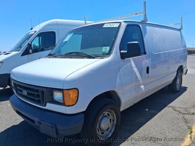 2005 Ford E-150