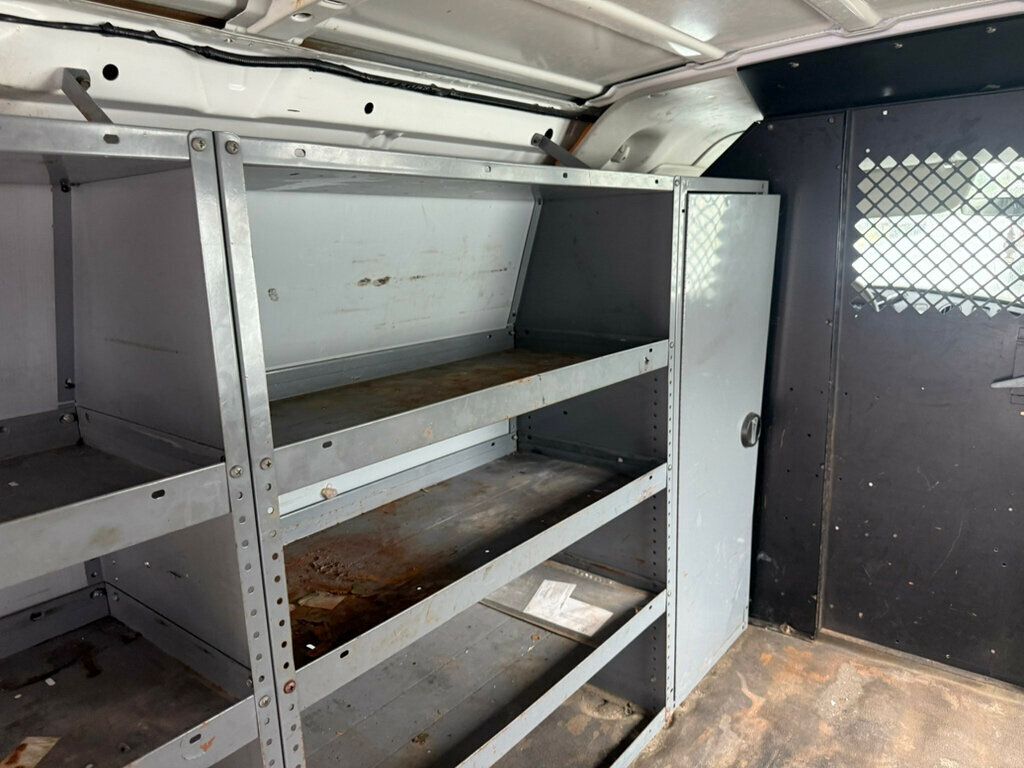 2005 Ford E-150 Cargo Van READY TO WORK OTHERS IN STOCK - 22903418 - 17