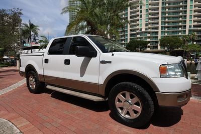 2005 Ford F-150 - 1FTPW12525KD31802