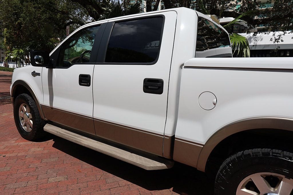 2005 Ford F-150 SuperCrew 139" King Ranch - 23064062 - 22
