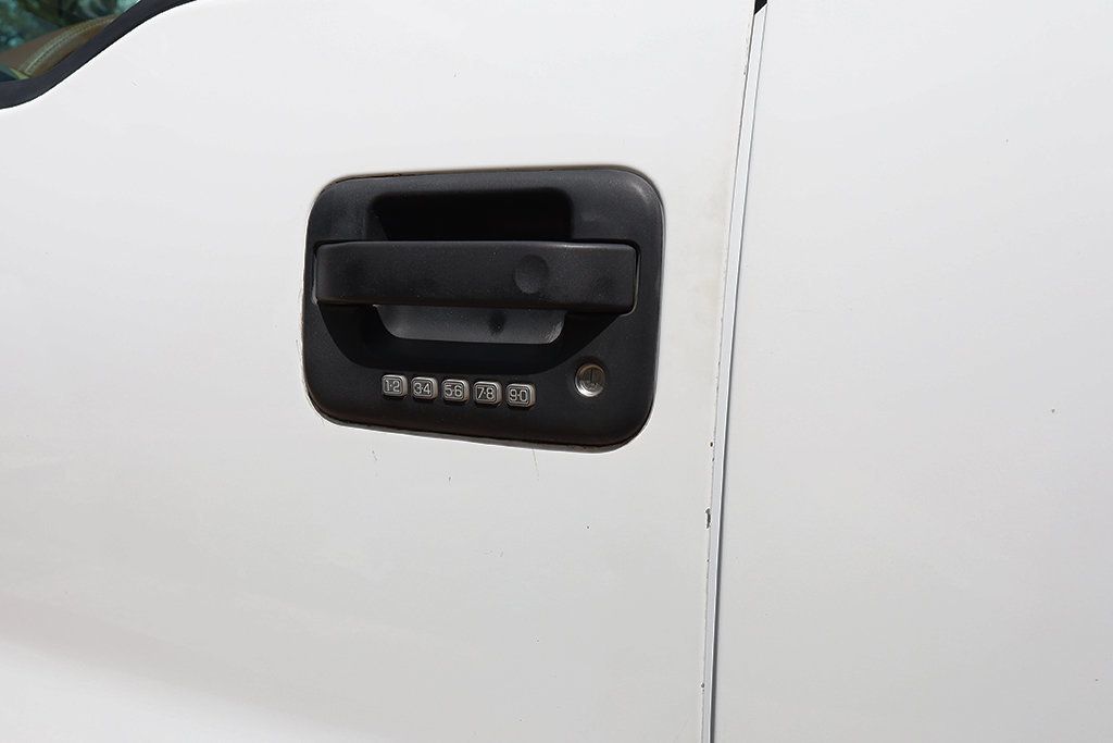 2005 Ford F-150 SuperCrew 139" King Ranch - 23064062 - 24
