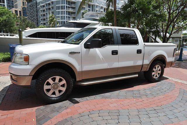2005 Ford F-150 SuperCrew 139" King Ranch - 23064062 - 50