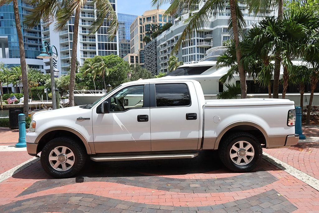 2005 Ford F-150 SuperCrew 139" King Ranch - 23064062 - 52
