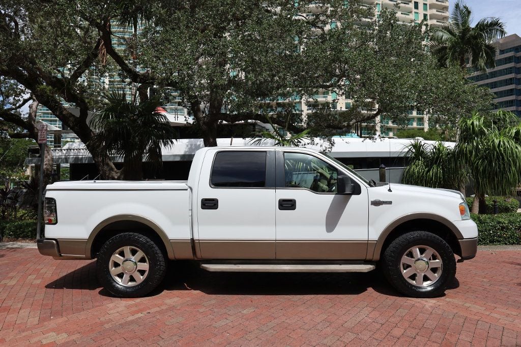 2005 Ford F-150 SuperCrew 139" King Ranch - 23064062 - 56