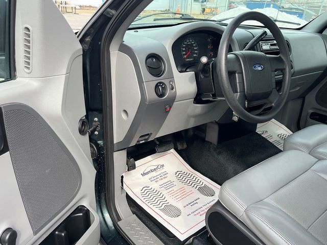 2005 Ford F-150 XL - 22992599 - 9