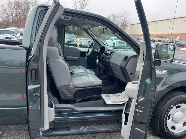 2005 Ford F-150 XL - 22992599 - 13