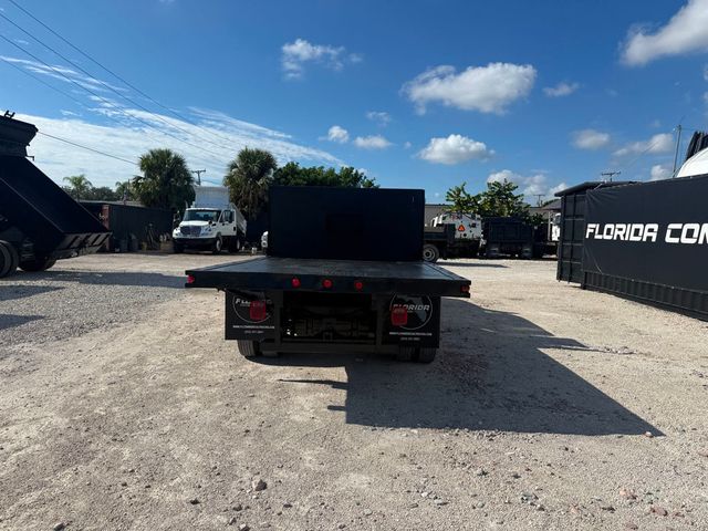 2005 Ford F-550 Crew Cab Flatbed  - 22943266 - 3