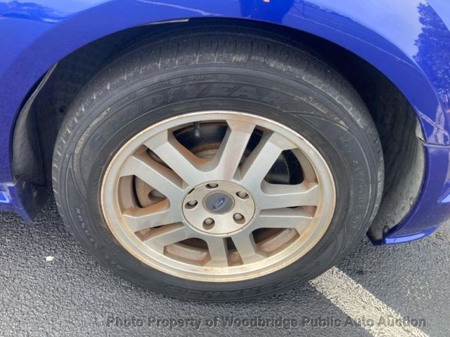 2005 Ford Mustang 2dr Convertible GT Deluxe - 22993683 - 15