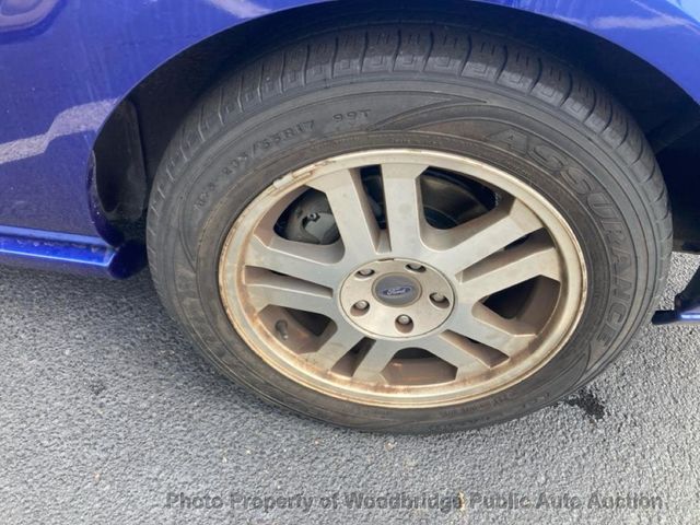 2005 Ford Mustang 2dr Convertible GT Deluxe - 22993683 - 16