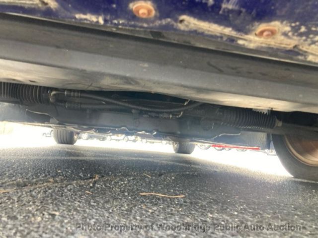 2005 Ford Mustang 2dr Convertible GT Deluxe - 22993683 - 18