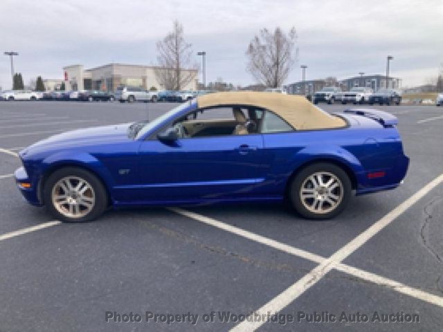 2005 Ford Mustang 2dr Convertible GT Deluxe - 22993683 - 7