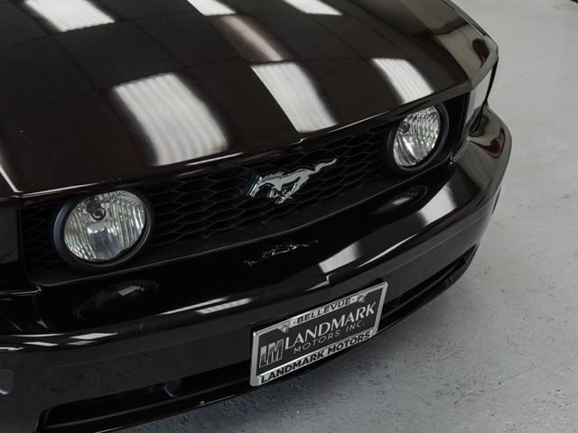 2005 Ford Mustang 2dr Convertible GT Deluxe - 23044298 - 11