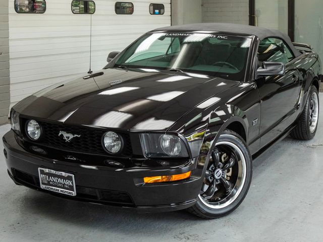 2005 Ford Mustang 2dr Convertible GT Deluxe - 23044298 - 14