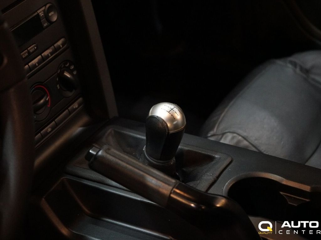 2005 Ford Mustang 2dr Convertible GT Deluxe - 22979233 - 13