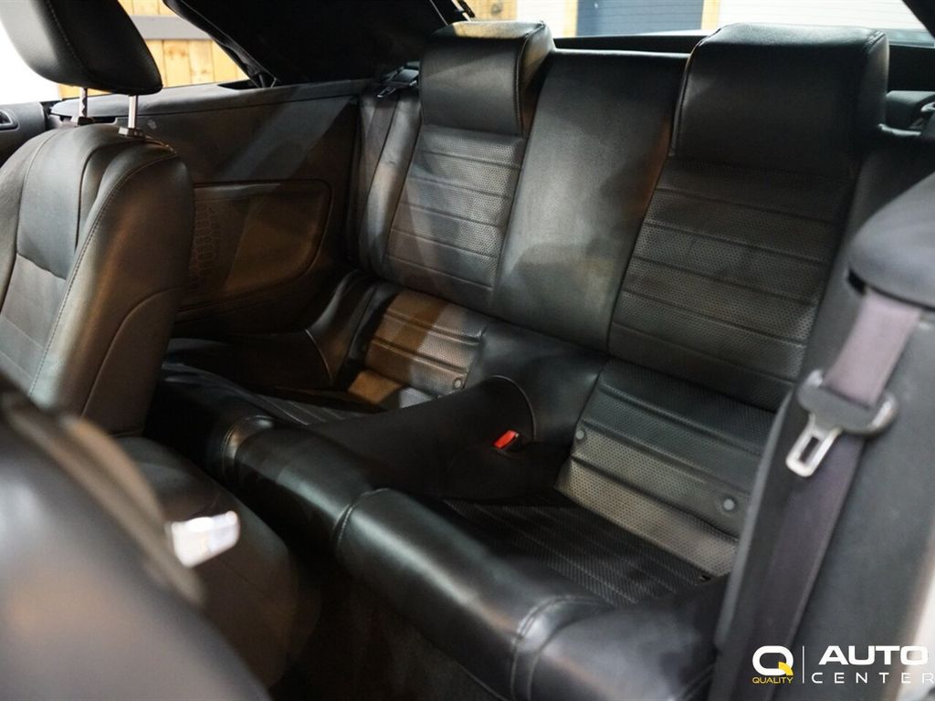 2005 Ford Mustang 2dr Convertible GT Deluxe - 22979233 - 14