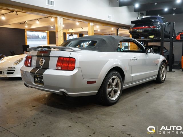 2005 Ford Mustang 2dr Convertible GT Deluxe - 22979233 - 3