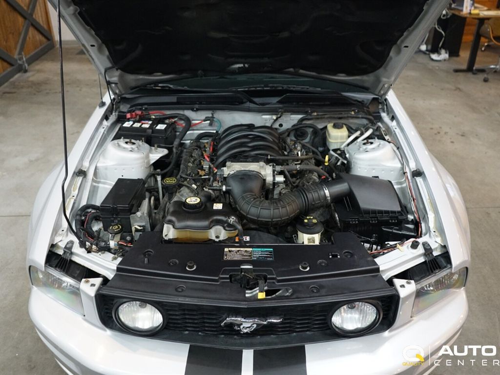 2005 Ford Mustang 2dr Convertible GT Deluxe - 22979233 - 7